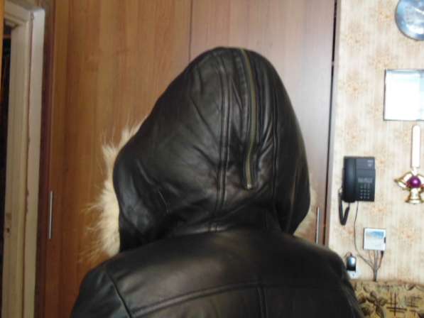 Куртка кожанная женская тёплая р-р:42-44 в Нижнем Новгороде фото 8
