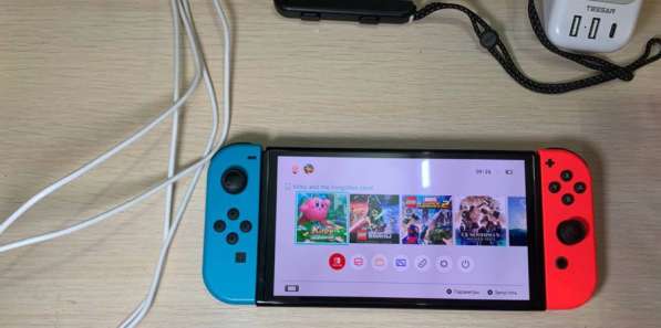 Оригинальная консоль Nintendo Switch в Волгограде