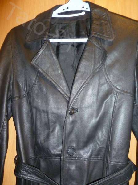 Продам мужской чёрный кожаный плащ 50-52 р-р в 