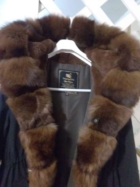 Продам пальто парка с отделкой чернобурки в Наро-Фоминске