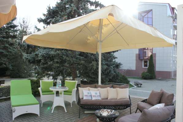 Большие зонты для кафе, ресторанов в Краснодаре фото 3