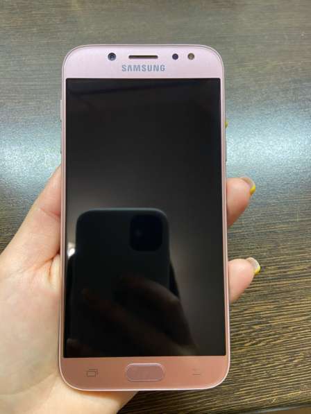 Телефон Samsung Galaxy J5 2017