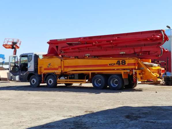 СРОЧНО ПРОДАЕТСЯ Б/У АВТОБЕТОНОНАСОС КСР70ZS200 в фото 3