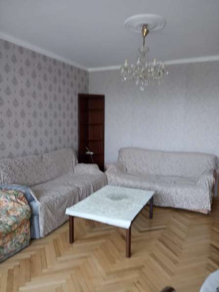 Посуточная 4 комнатная квартира в Баку в фото 5