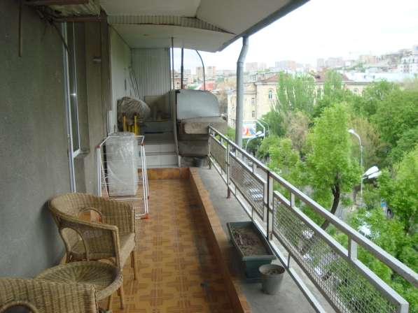 Yerevan, Centre, near Paplavok, Moskovian street, 3-х комнат в фото 16