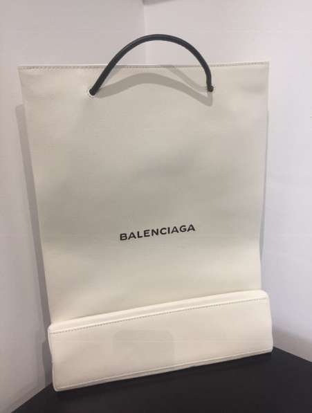 Сумка Balenciaga