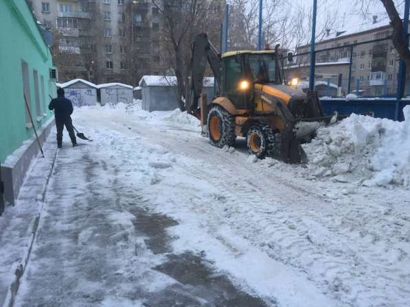 Чистка уборка и вывоз снега. Аренда спецтехники в Екатеринбурге