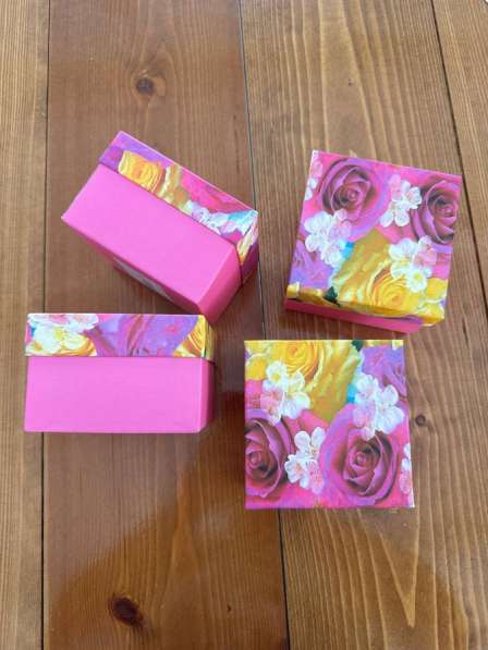 Подарочные коробки