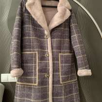 Демисизонное двухстороннее пальто 44-46, в Москве