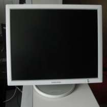 Монитор Samsung SyncMaster 960BF (19 дюймов) Белый, в Москве