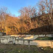 Продаю земельный участок с готовым фундаментом.Ул майская 23, в Черкесске