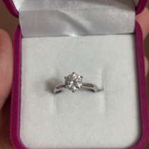 Серебренное кольцо с бриллиантом 1 карат, в Москве