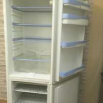 Холодильник полностью работающий, в Санкт-Петербурге