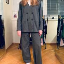 Костюм MONKI, в Москве