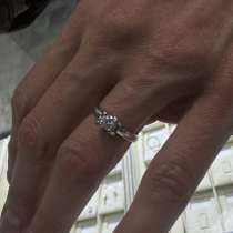 Кольцо с бриллиантом, в Санкт-Петербурге