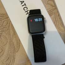 Часы Apple Watch SE, в Новокузнецке