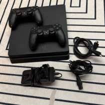 Продам PS 4 1Тб, в Владивостоке