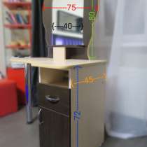 Туалетный стол с зеркалом, в Краснодаре