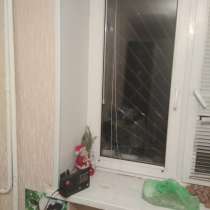 Продаю комнату под ключ на этаже душ туалет кухня, в Волгограде