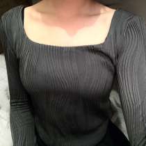 Серая кофточка, в Реутове