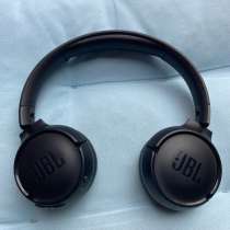 Беспроводные наушники JBL, в Омске