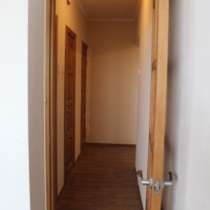 В Кропоткине по ул.Красной 2-комнатная квартира 56 кв.м. 8/9, в Краснодаре