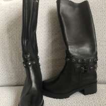 Сапожки женские зимние, в Жуковском