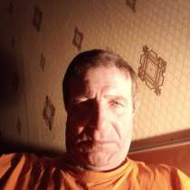 Владимир, 50 лет, хочет пообщаться, в Пензе