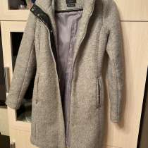 Женское пальто из шерсти Reserved, в Москве
