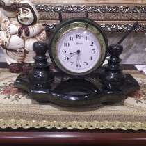 Продам Винтажные Часы, из натурального Уральского камня, в г.Lucerne