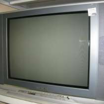 телевизор Hitachi 54см, в Томске