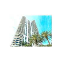 Квартира в Авентуре в жилом комплексе Mystic Pointe 100, в г.Aventura